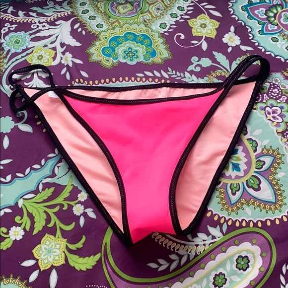 Victoria secret bathing suit - Picture 2 of 2
